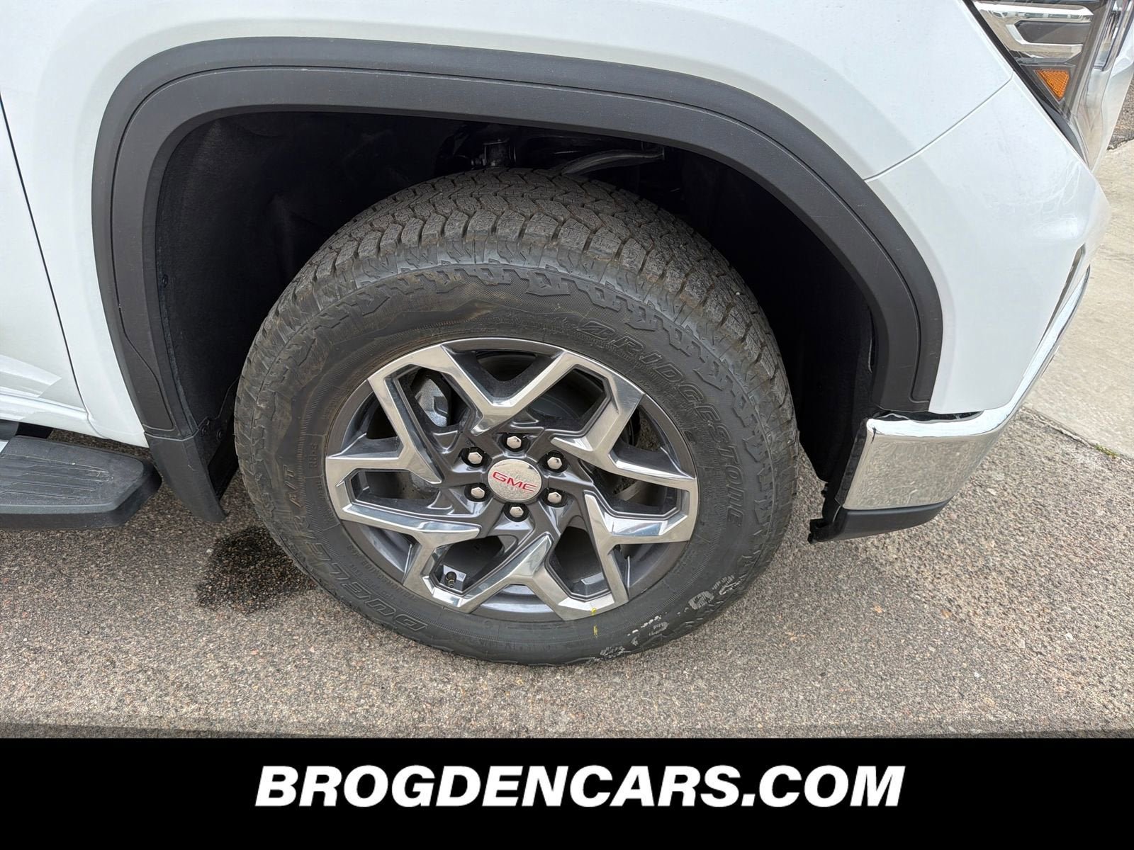 New 2026 GMC Sierra 1500 SLT AWD/4WD image 10