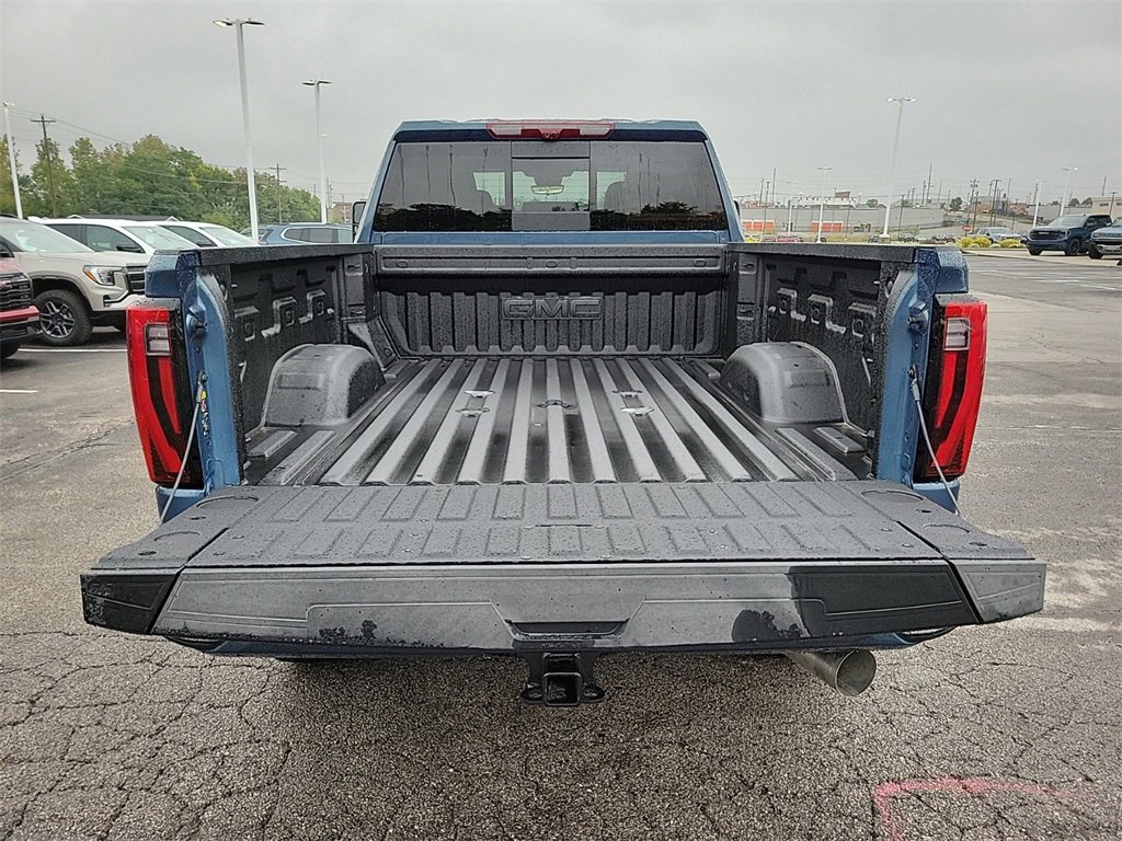 New 2026 GMC Sierra 2500 Denali w/ Denali Reserve Package image 7
