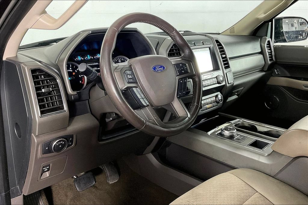 Used 2019 Ford Expedition Max XLT RWD image 16