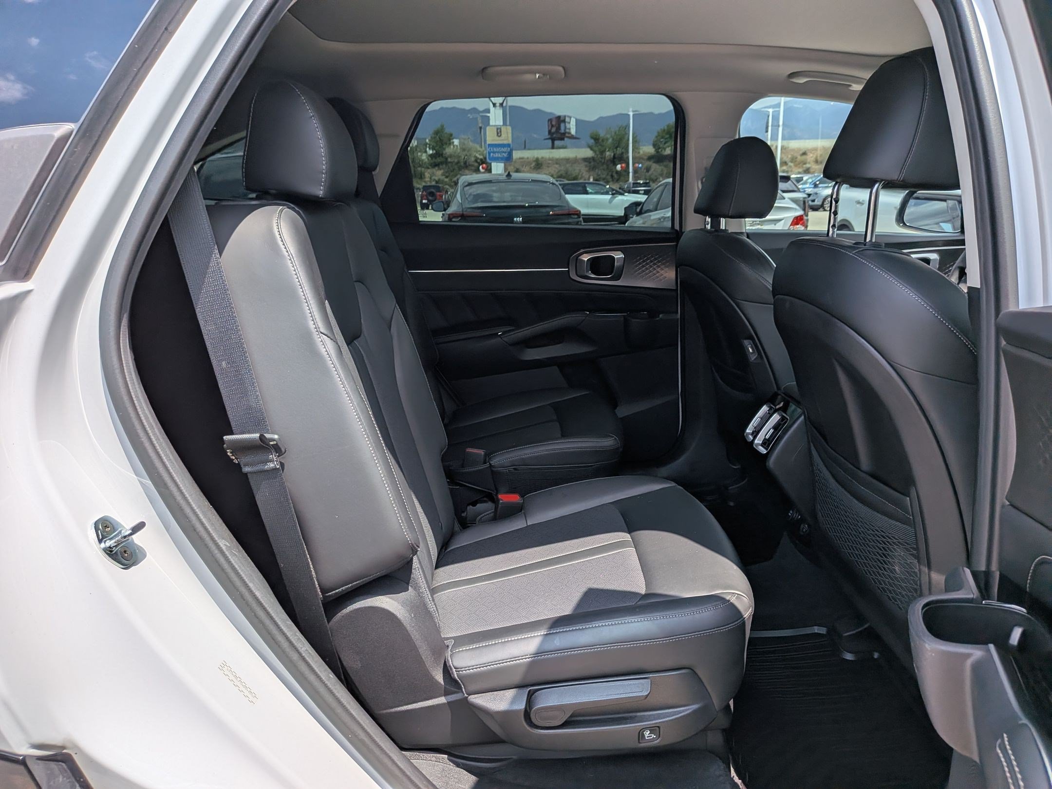 Certified 2022 Kia Sorento SX AWD/4WD image 28
