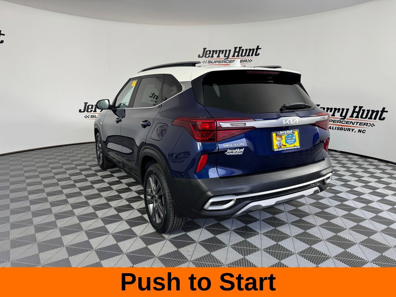 Used 2023 Kia Seltos S w/ Navigation Package image 8