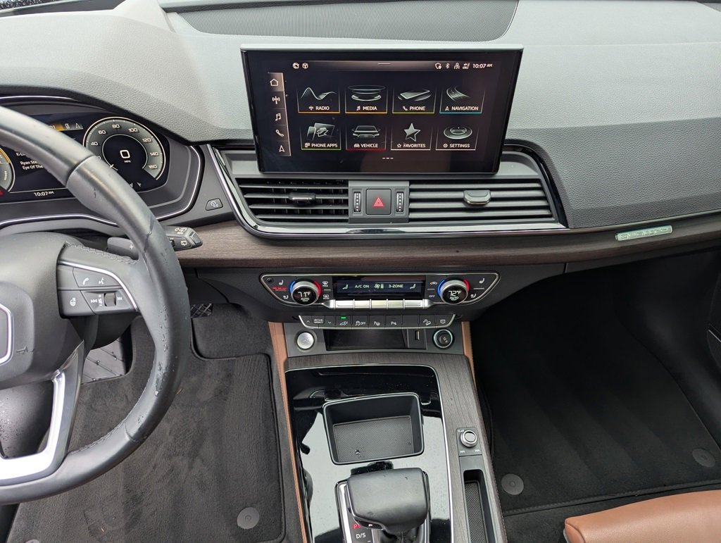 Used 2022 Audi Q5 e Prestige w/ Prestige Package image 18