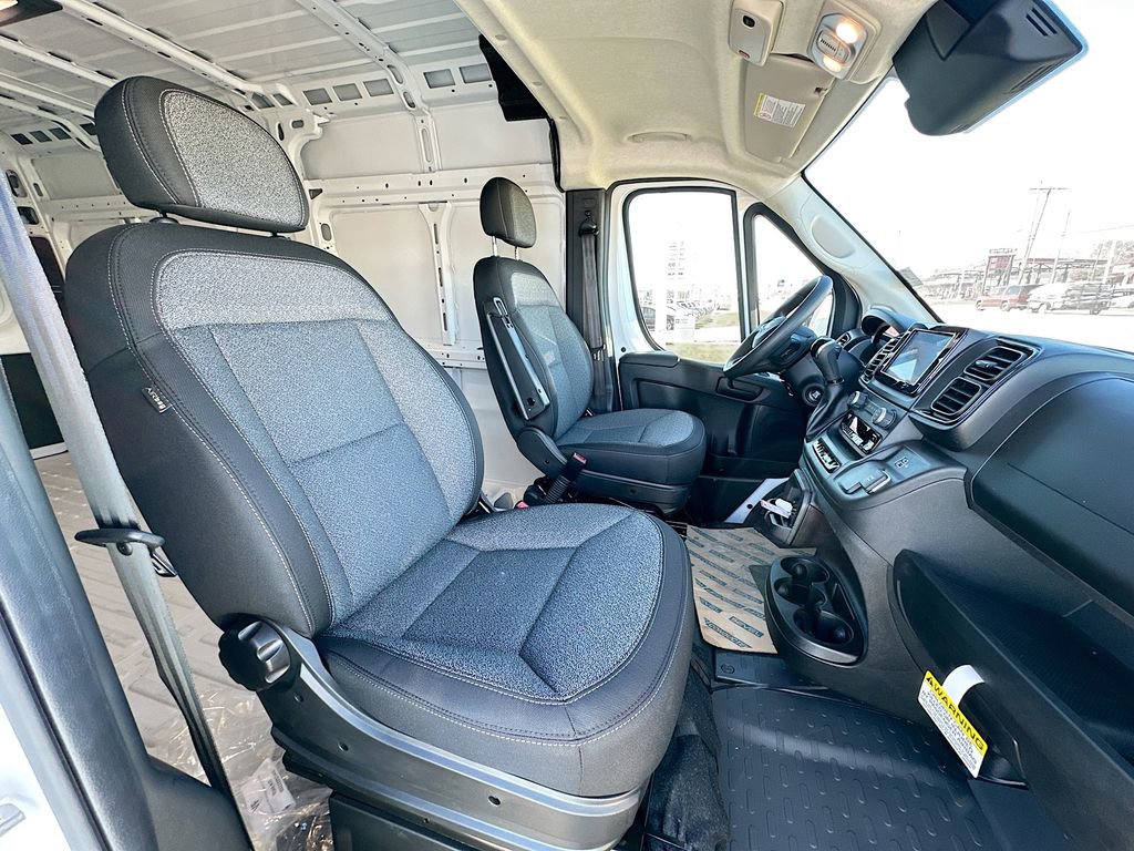 New 2026 RAM ProMaster 3500 w/ Convenience Group image 31