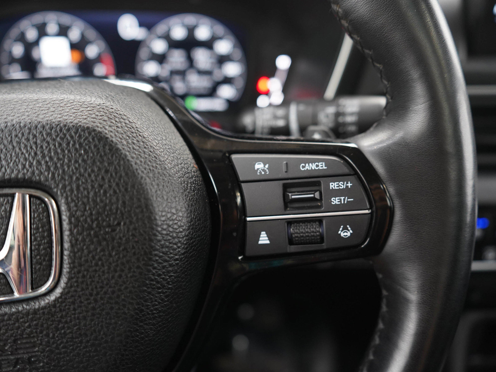 Used 2023 Honda Pilot Touring image 27