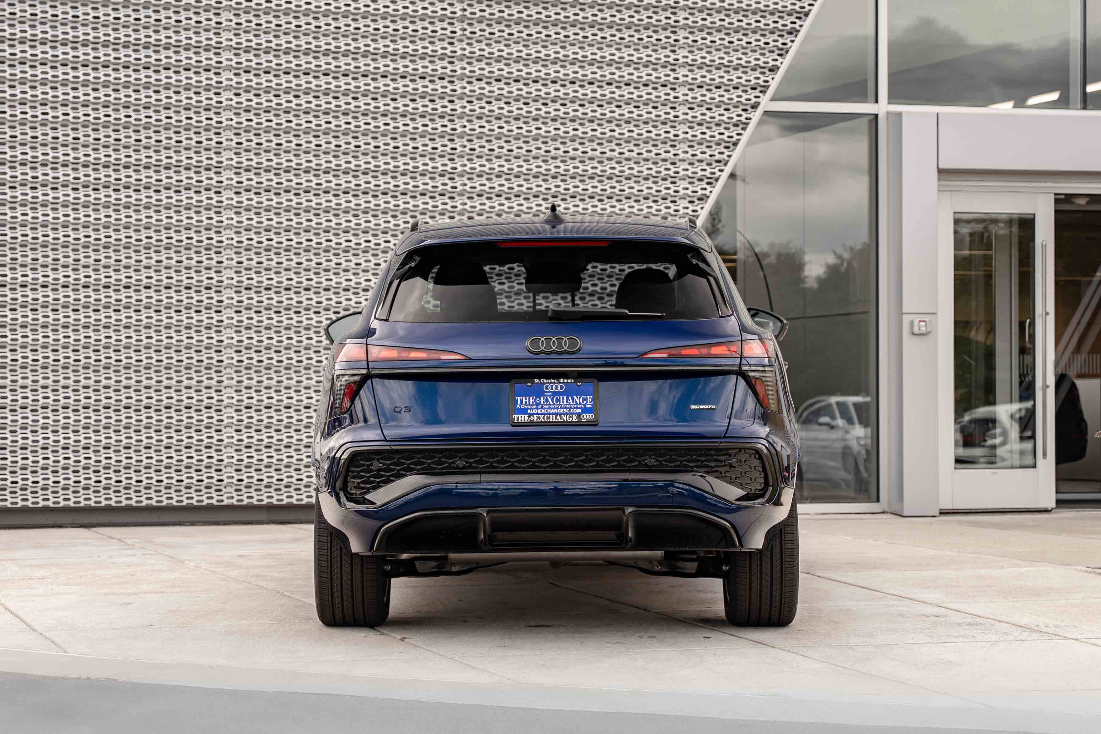 New 2026 Audi Q3 quattro 2.0T AWD/4WD image 24