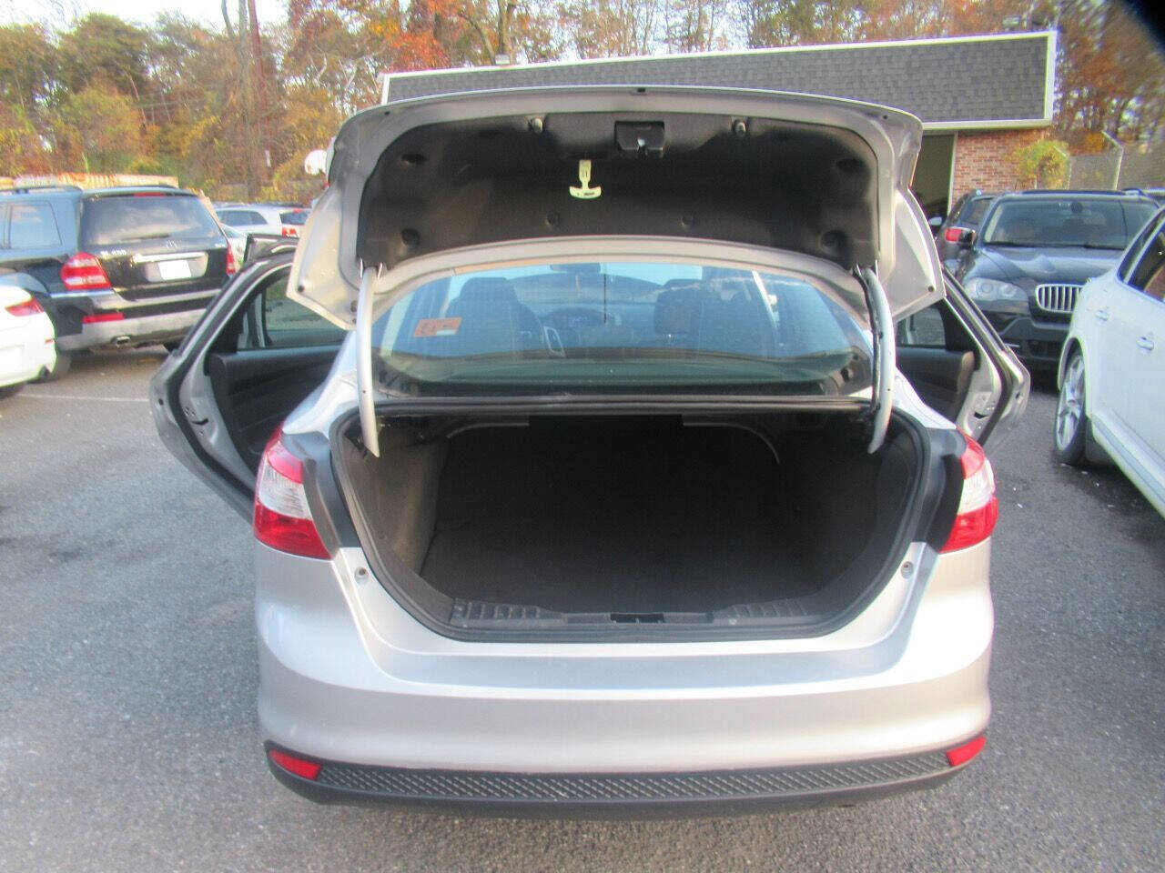 Used 2014 Ford Focus SE image 12