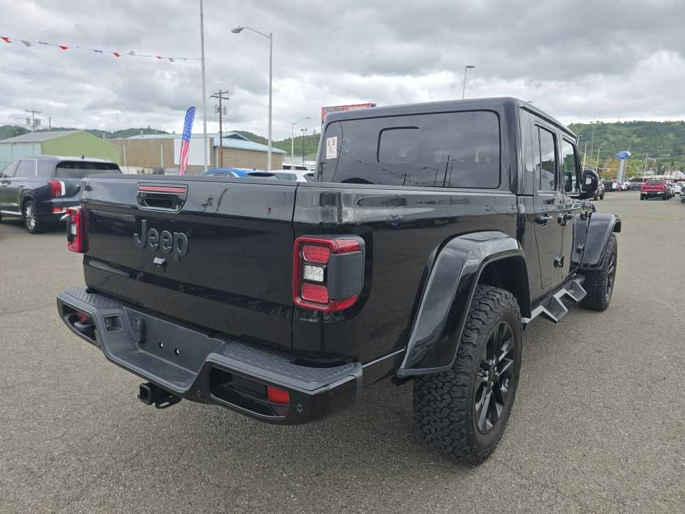 Used 2022 Jeep Gladiator High Altitude image 3
