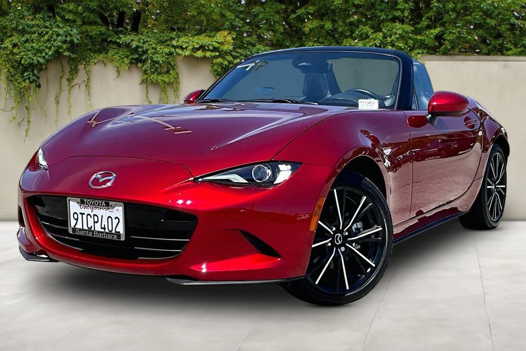 Used 2025 MAZDA MX-5 Miata Grand Touring image 3