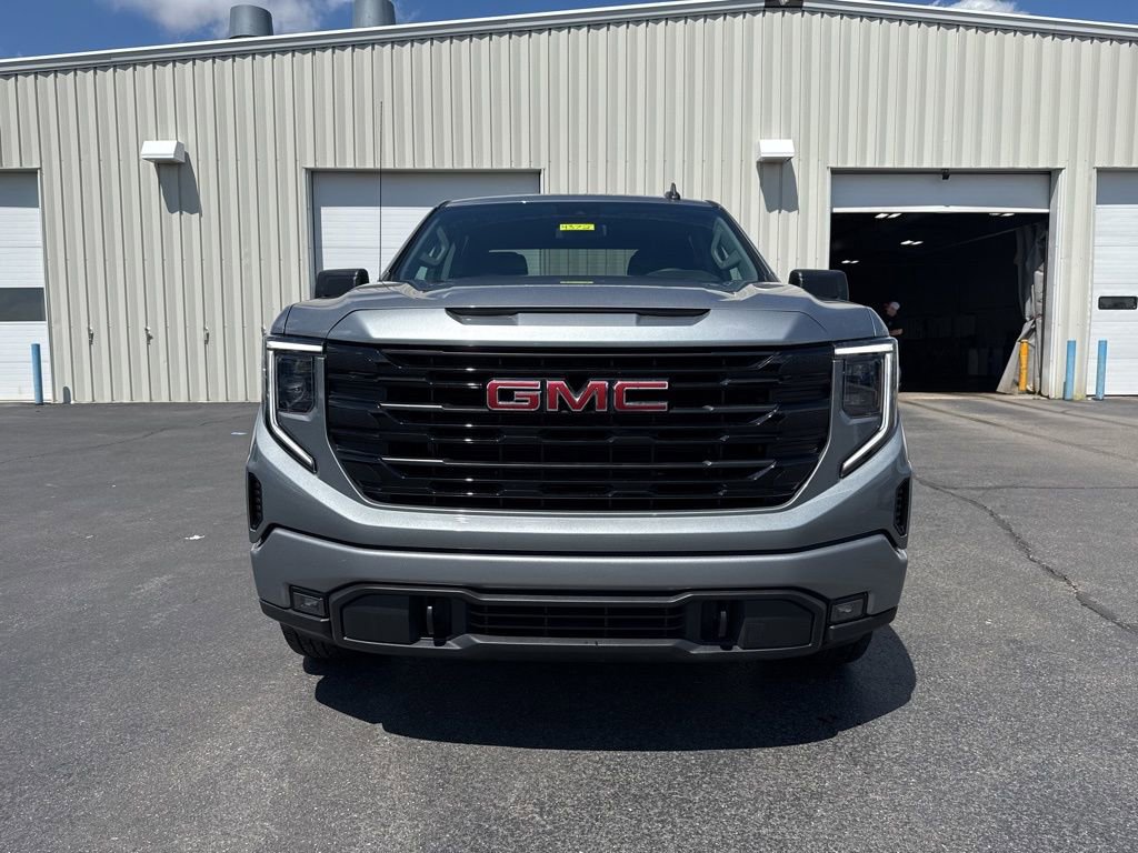 Used 2023 GMC Sierra 1500 Elevation AWD/4WD image 2