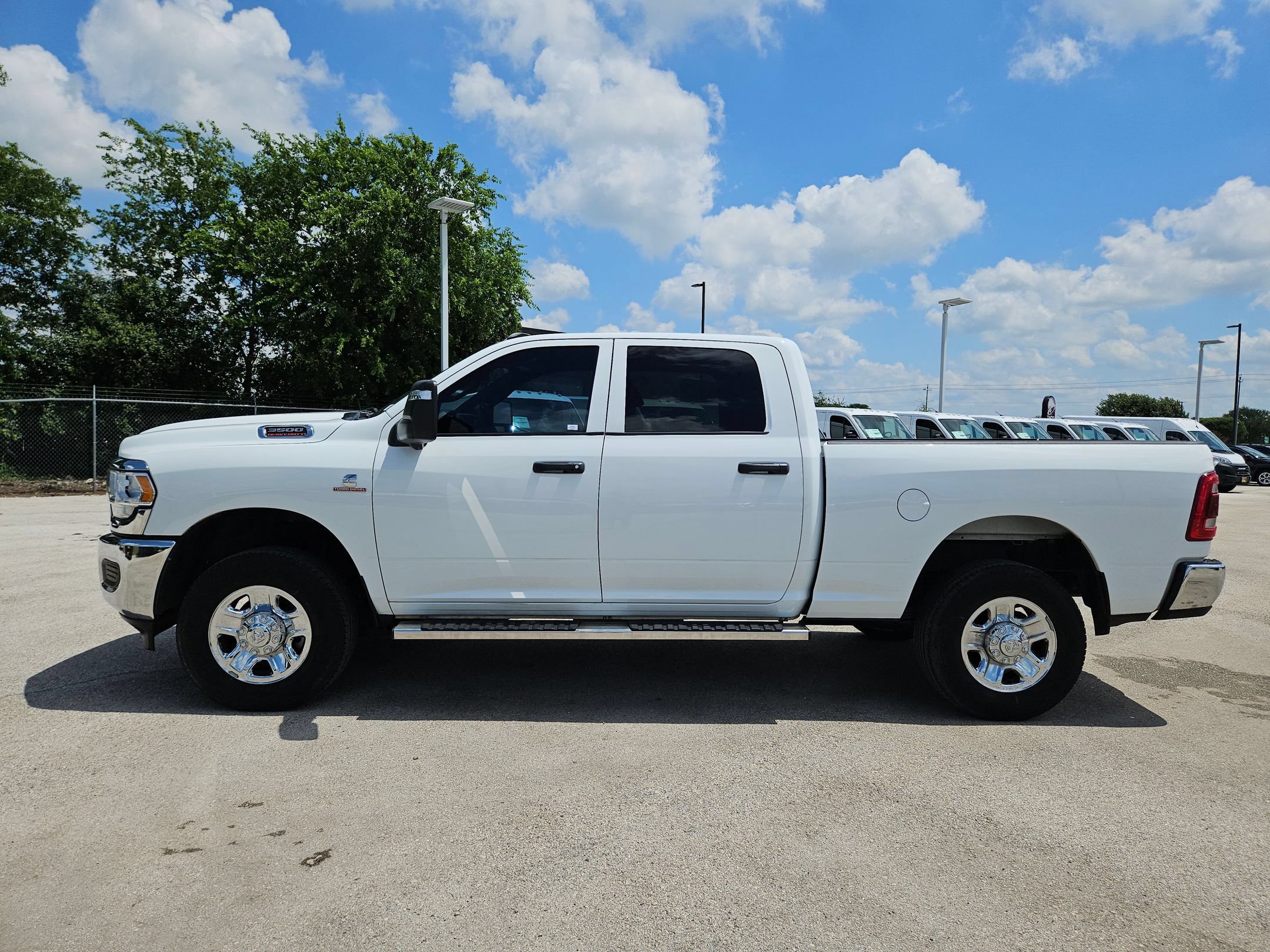 Used 2024 RAM 3500 Tradesman w/ Towing Technology Group AWD/4WD image 6
