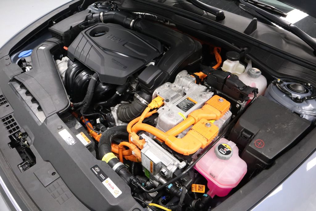 Certified 2025 Hyundai Sonata SEL image 13