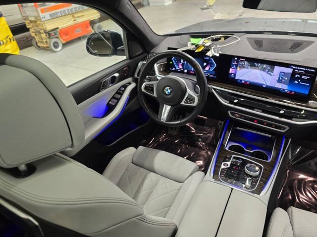 Used 2023 BMW X7 xDrive40i w/ Executive Package AWD/4WD image 40