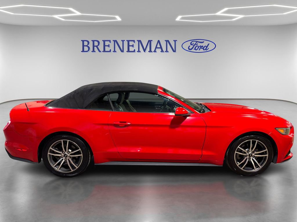 Used 2015 Ford Mustang Premium image 4