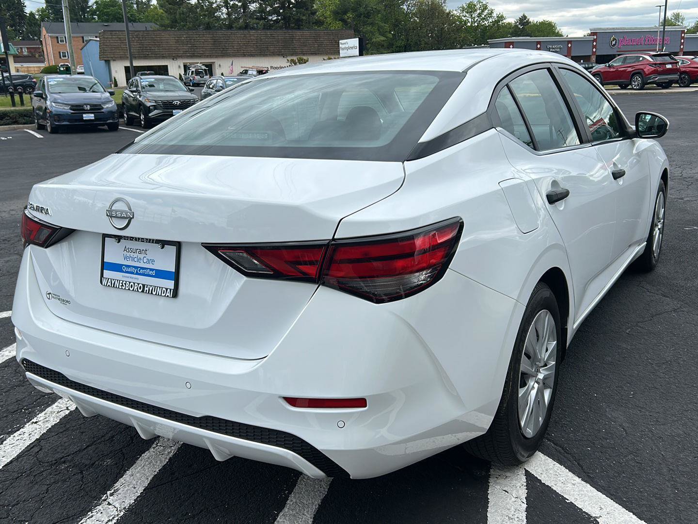 Used 2025 Nissan Sentra S FWD image 8