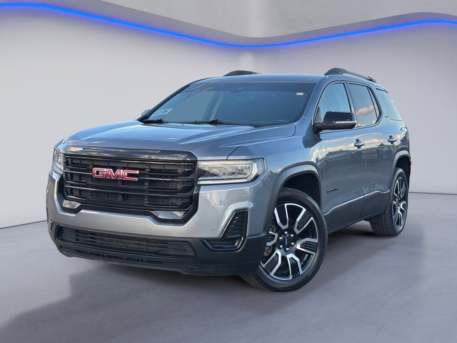 Used 2021 GMC Acadia SLE w/ Driver Convenience Package image 2