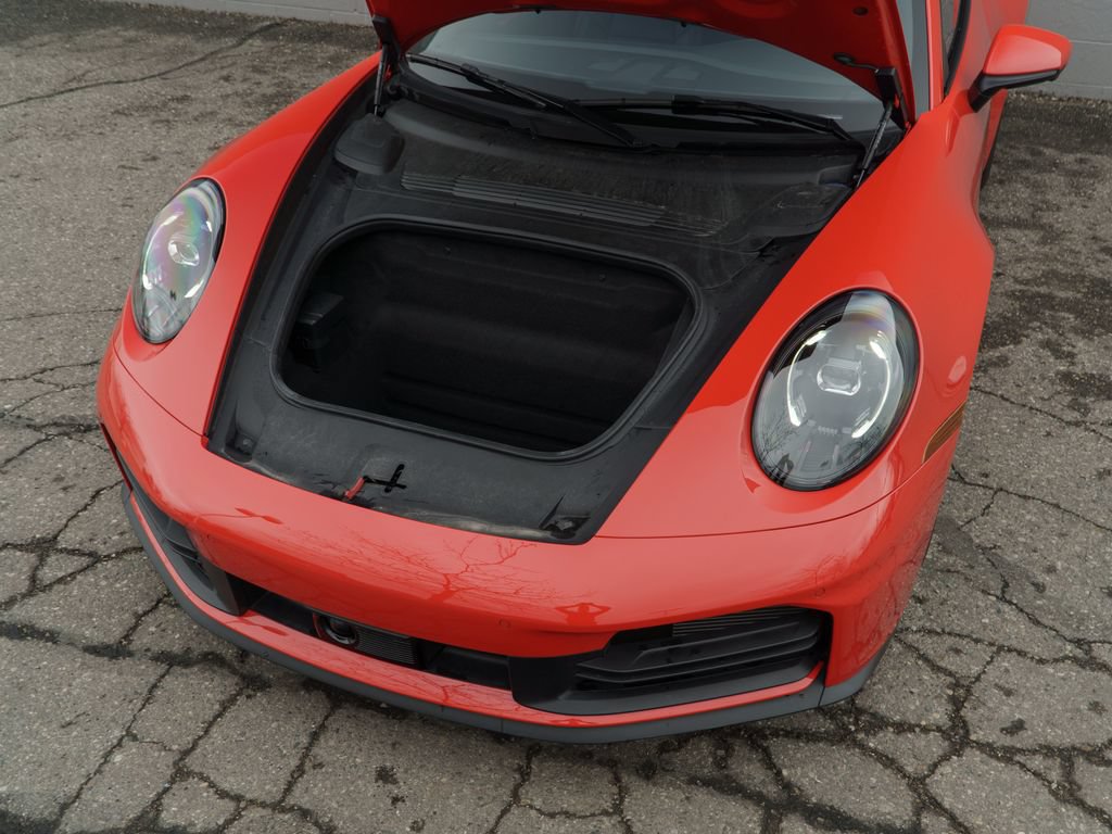 Used 2025 Porsche 911 Carrera RWD image 14
