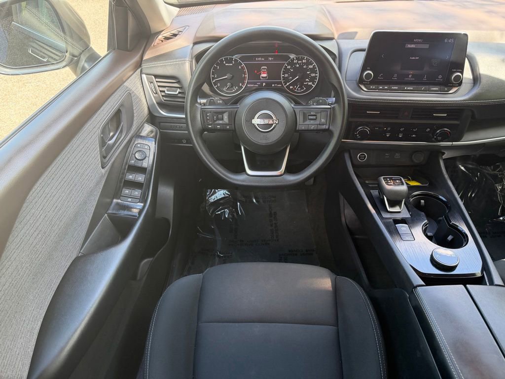 Used 2023 Nissan Rogue S image 15