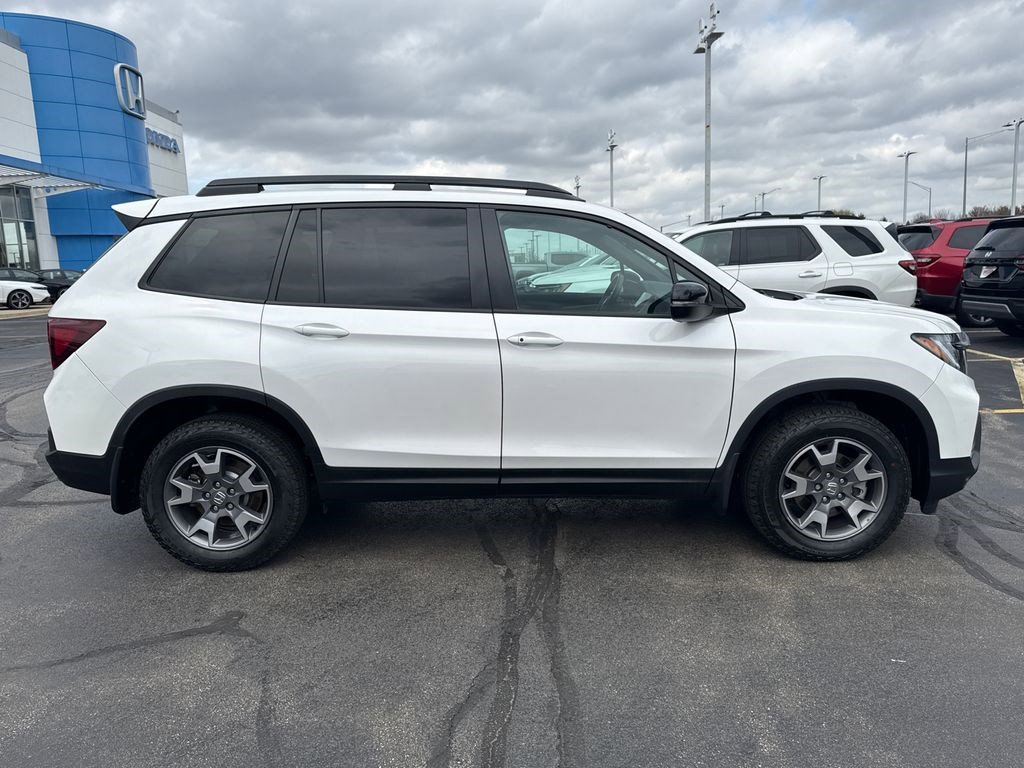 Certified 2023 Honda Passport TrailSport image 12