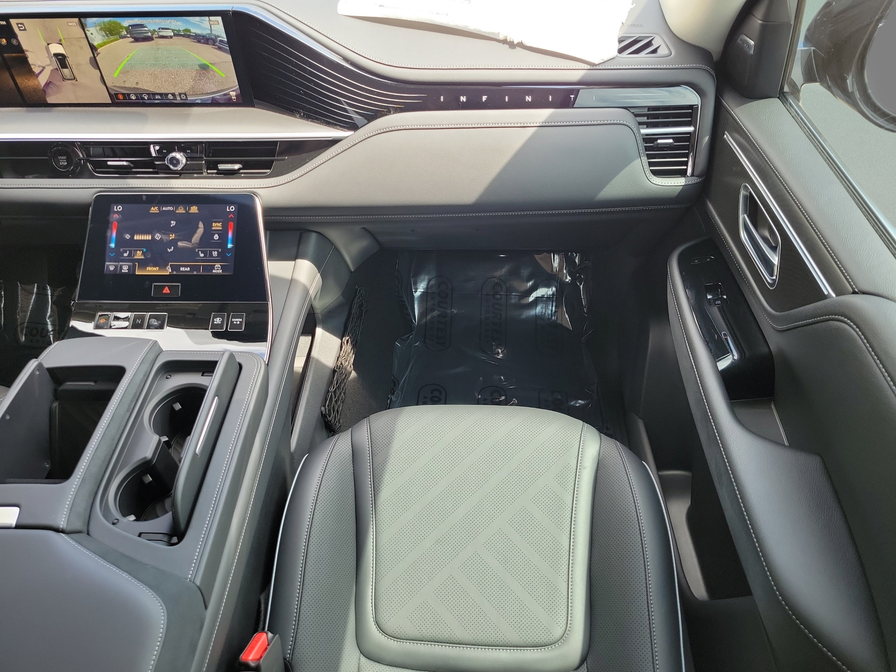 New 2027 INFINITI QX80 Luxe w/ Cargo Package RWD image 8