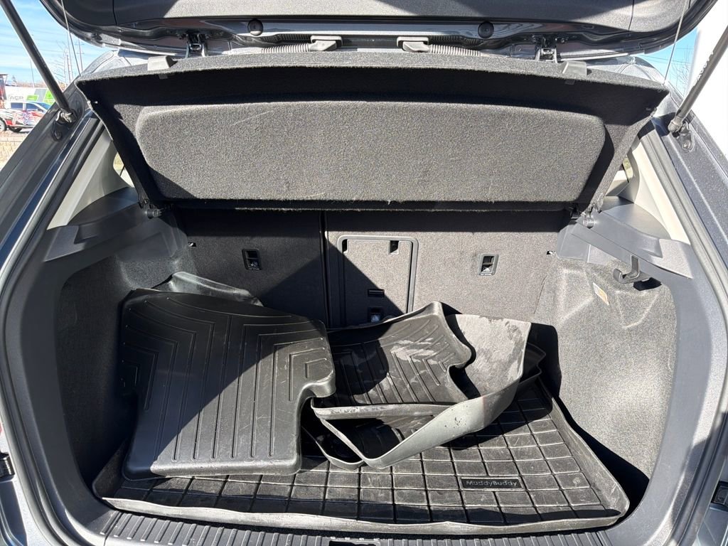 Certified 2023 Volkswagen Taos SE w/ Panoramic Sunroof Package image 25