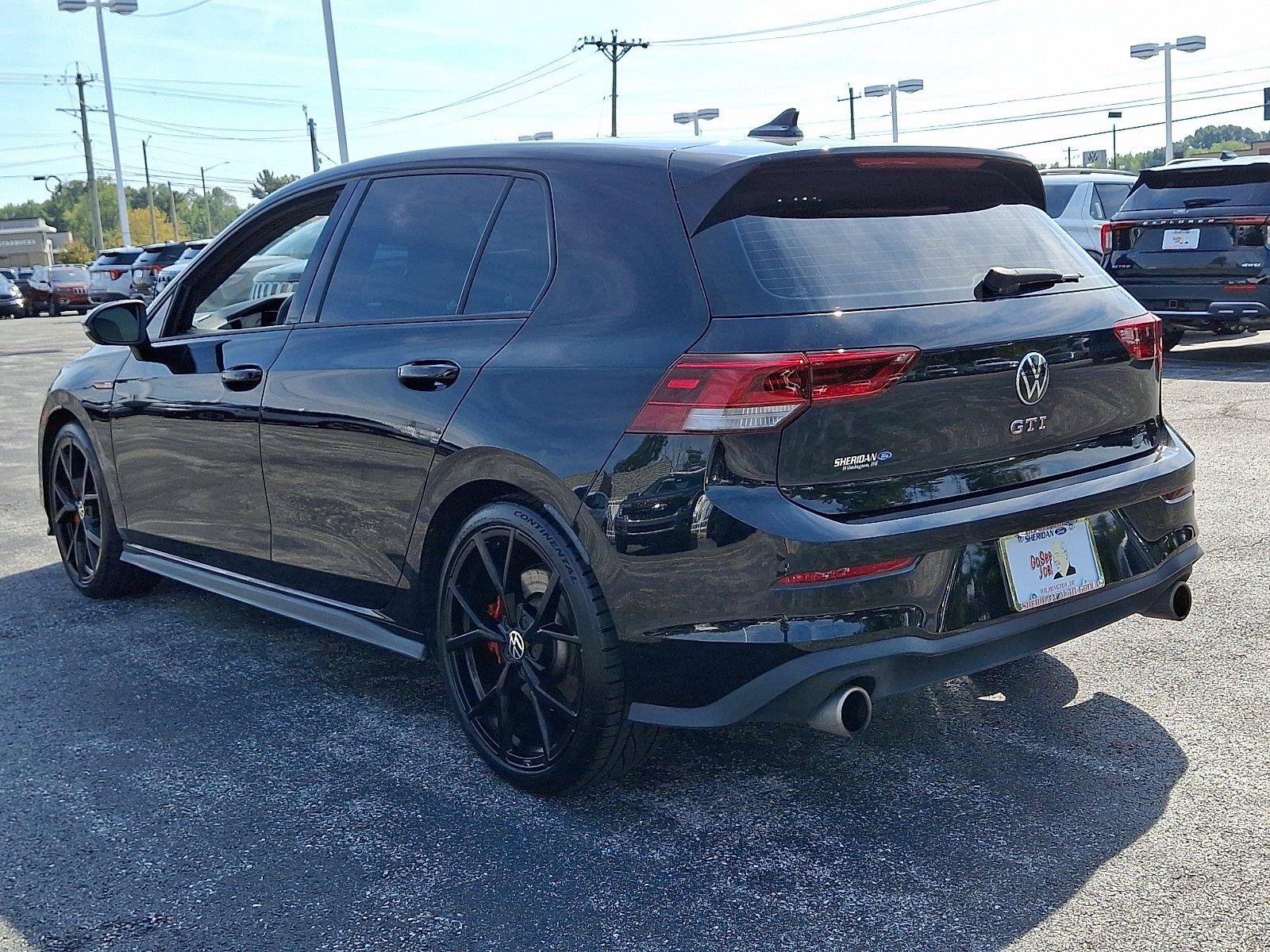 Used 2024 Volkswagen GTI SE FWD image 4