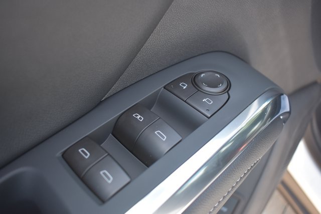 New 2026 Chevrolet Traverse LT w/ Driver Confidence Package FWD image 12