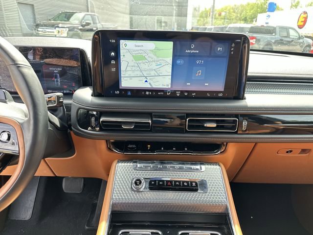 Used 2025 Lincoln Aviator Black Label w/ Black Label Special Edition AWD/4WD image 14