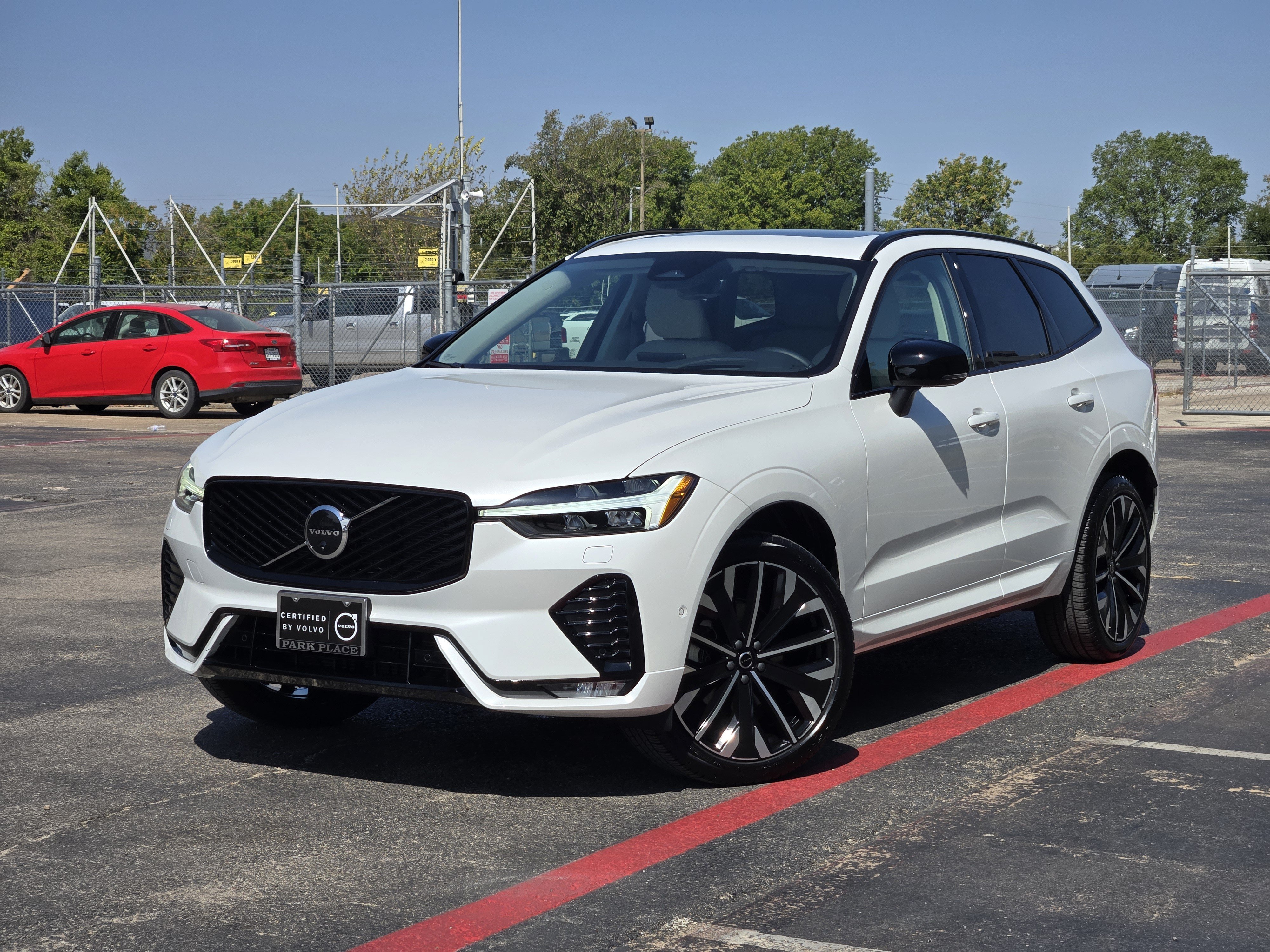Certified 2026 Volvo XC60 B5 Ultra AWD/4WD image 1