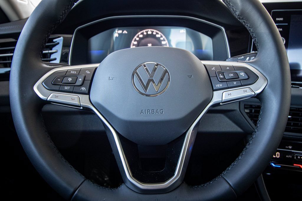 New 2026 Volkswagen Jetta SE FWD image 34