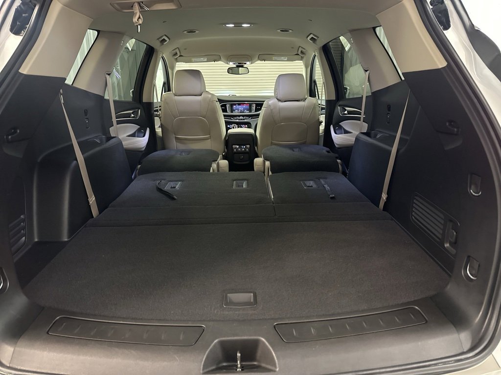 Used 2020 Buick Enclave Essence image 34