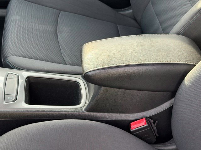 Used 2018 Chevrolet Cruze LT w/ Convenience Package FWD image 31