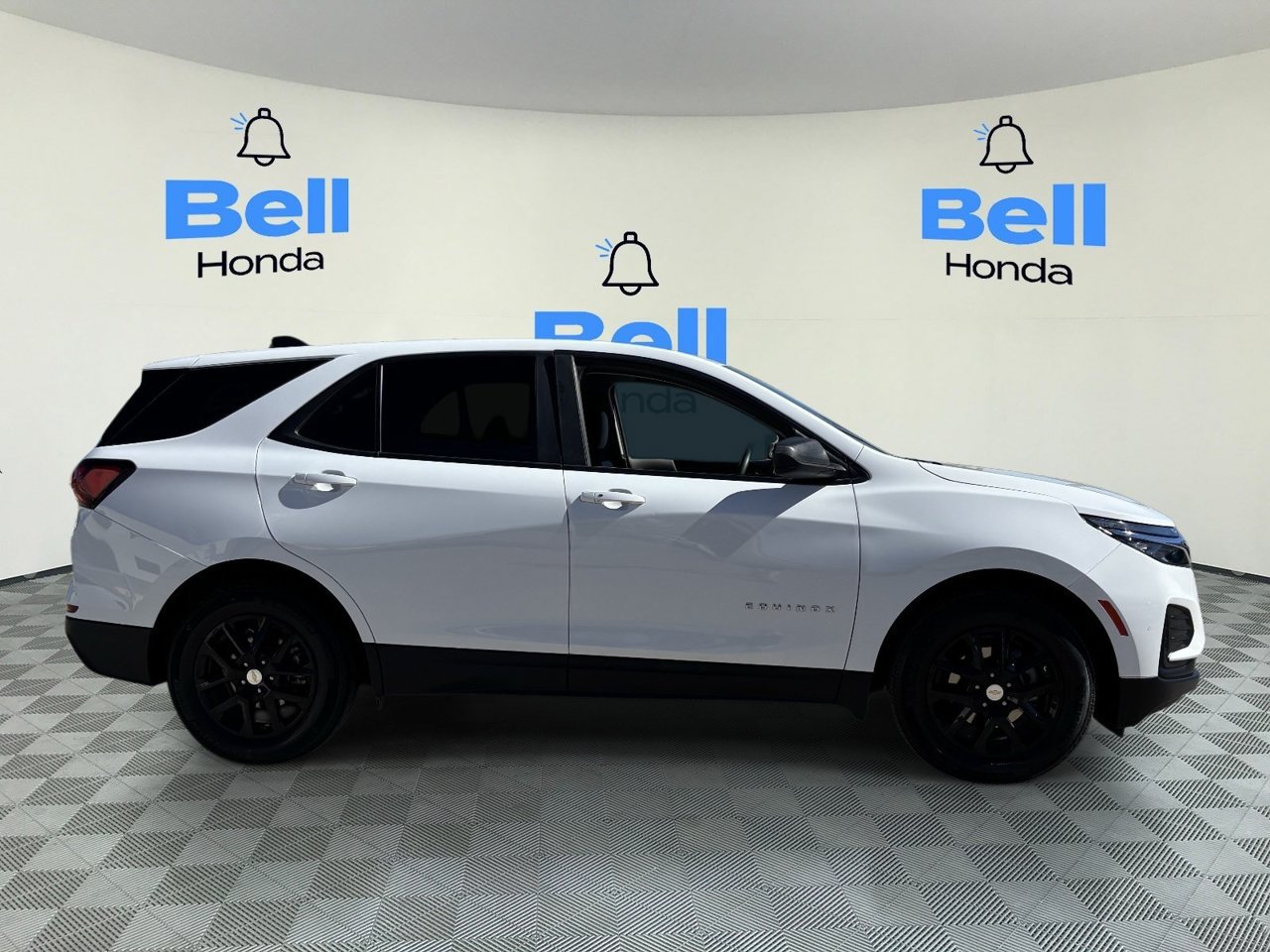 Used 2024 Chevrolet Equinox LS FWD image 5