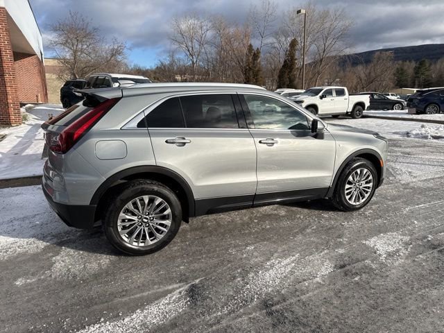 Used 2024 Cadillac XT4 Premium Luxury AWD/4WD image 11