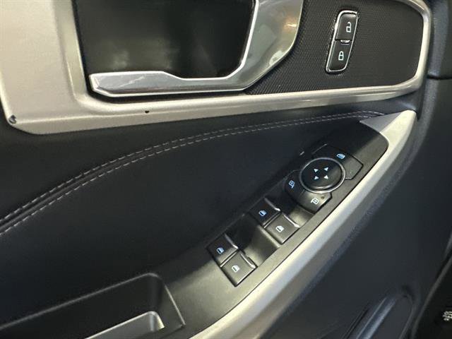 Used 2021 Ford Explorer XLT w/ Equipment Group 202A image 39