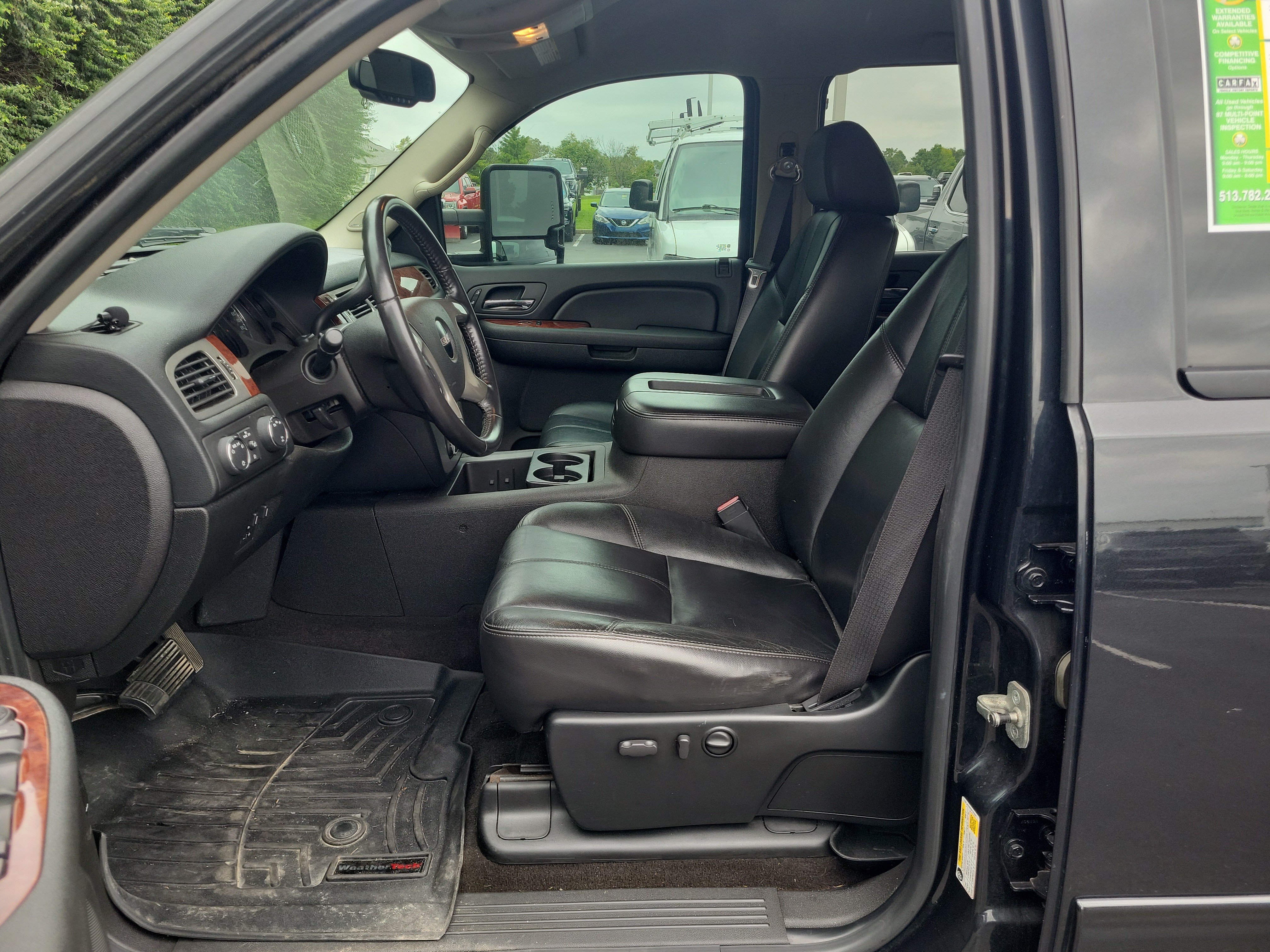 Used 2009 GMC Sierra 3500 SLT w/ SLT Convenience Package AWD/4WD image 15