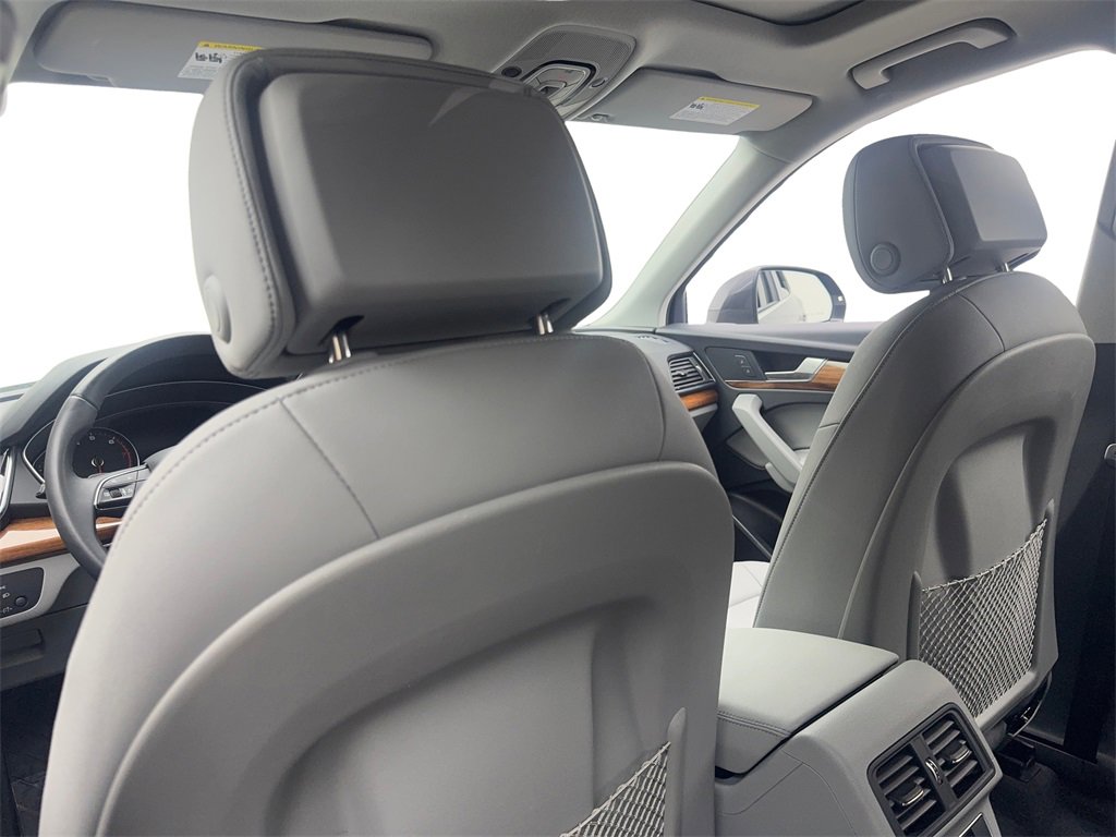 Used 2022 Audi Q5 2.0T Premium w/ Convenience Package image 37
