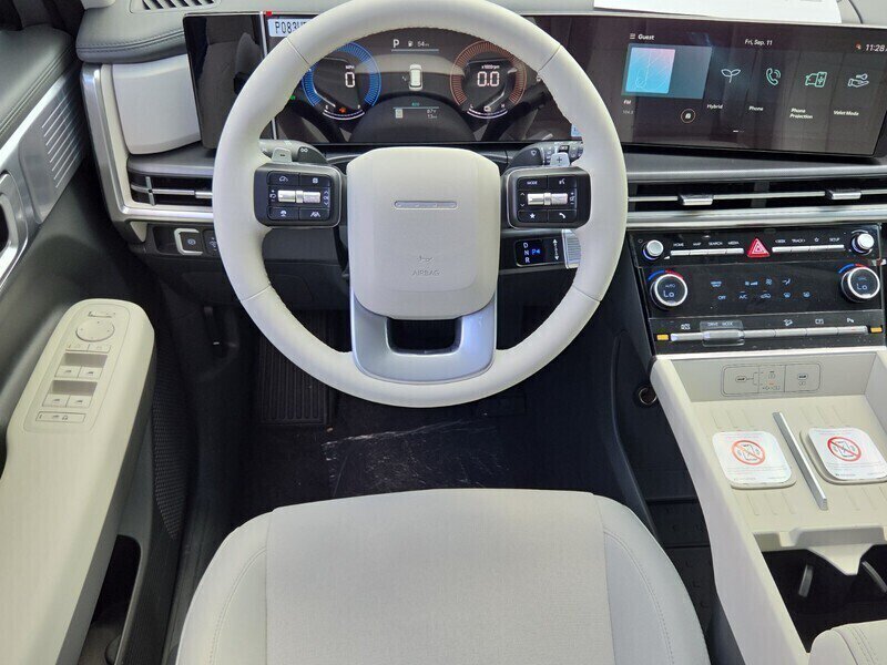 New 2026 Hyundai Santa Fe SE FWD image 7