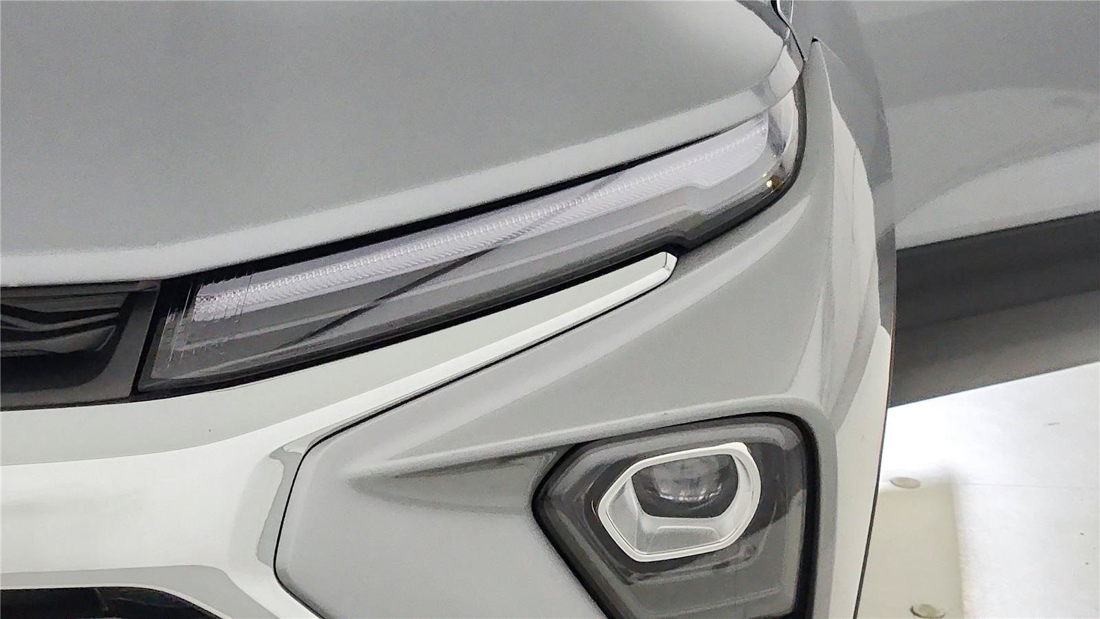 Used 2025 Chevrolet TrailBlazer LT FWD image 27
