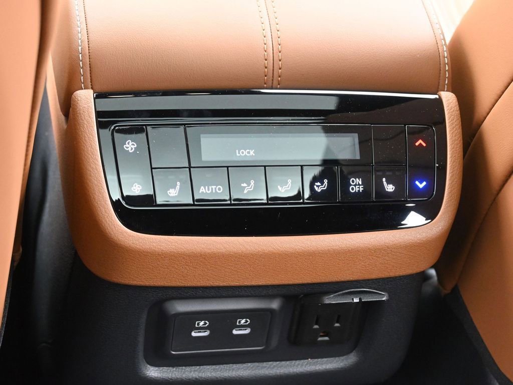 New 2026 INFINITI QX60 Autograph w/ Dark Cargo Package image 16