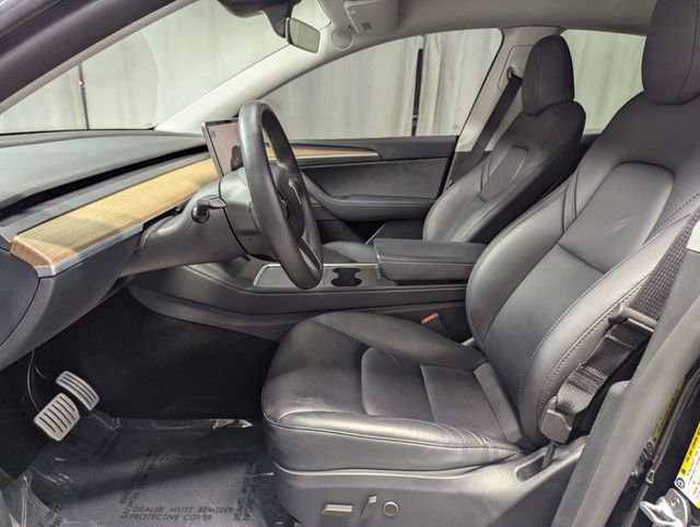 Used 2024 Tesla Model Y Performance image 10