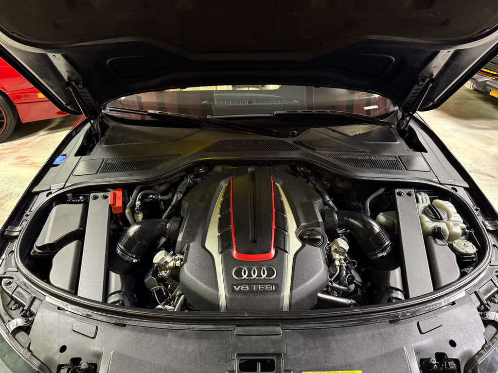 Used 2013 Audi S8 w/ Driver Assistance Pkg AWD/4WD image 36