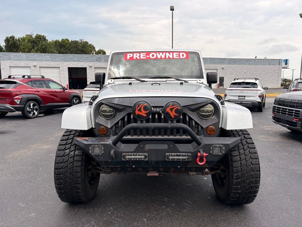 Used 2012 Jeep Wrangler Unlimited Sahara AWD/4WD image 2