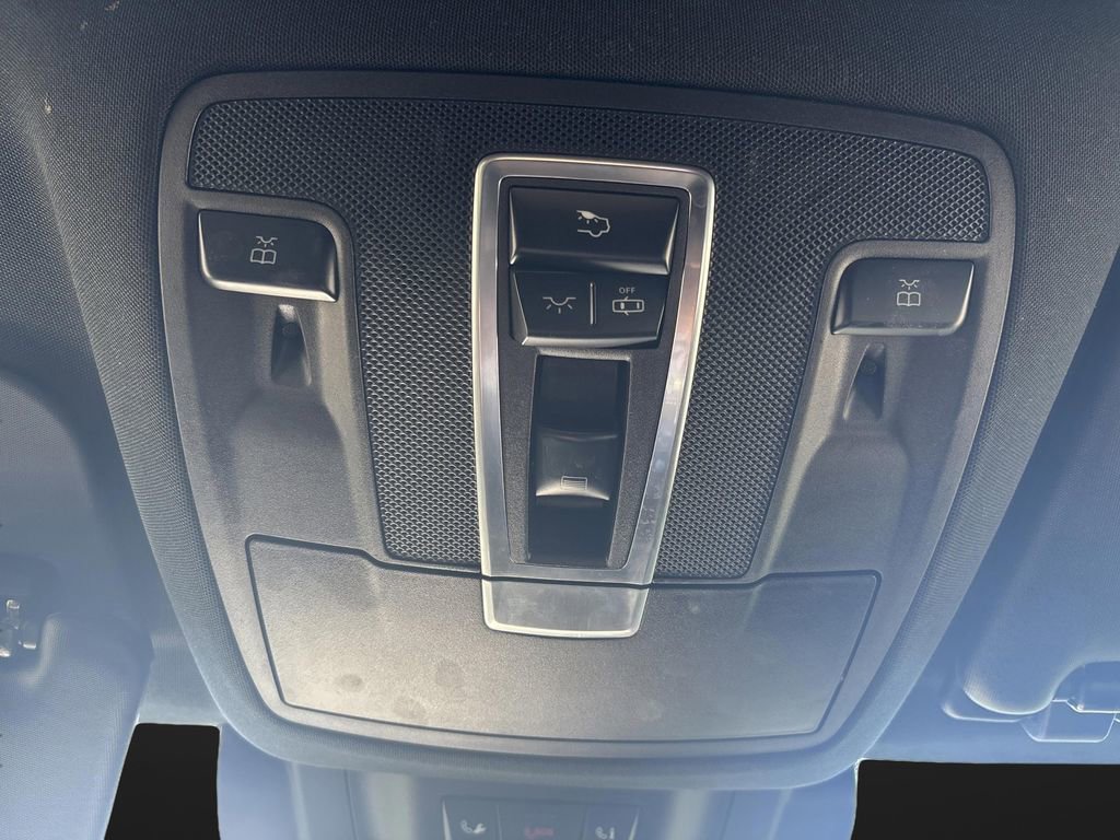 Used 2017 Mercedes-Benz GLS 450 4MATIC image 25