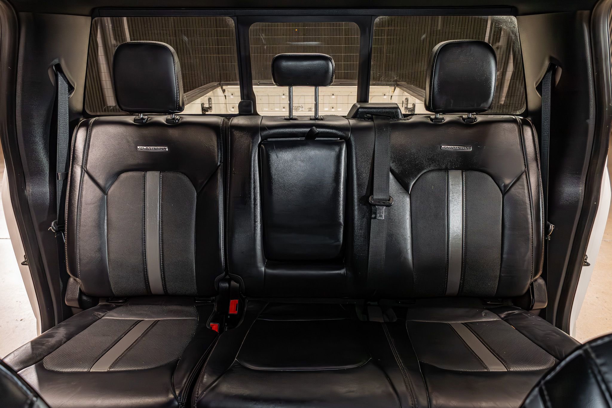Used 2019 Ford F450 Platinum w/ Platinum Ultimate Package AWD/4WD image 23