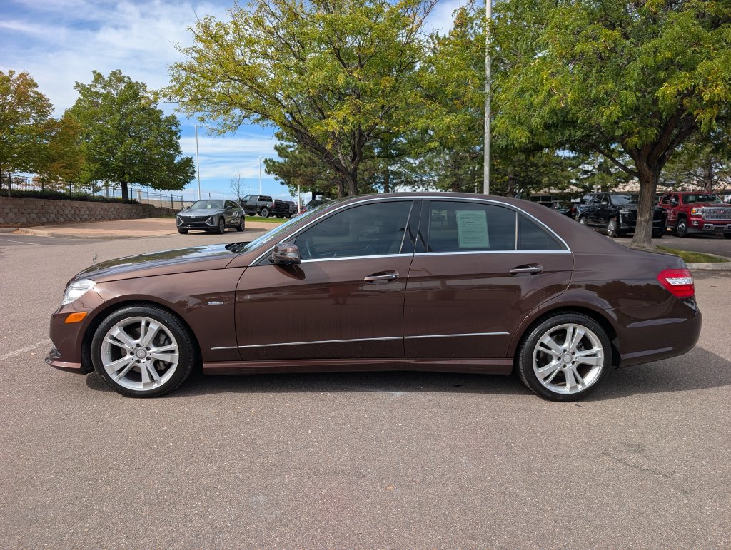 Used 2012 Mercedes-Benz E 350 4MATIC Sedan image 3