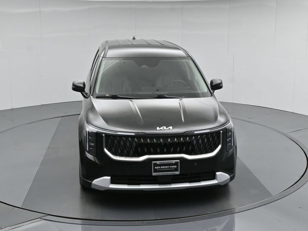 Used 2026 Kia Carnival FWD image 41