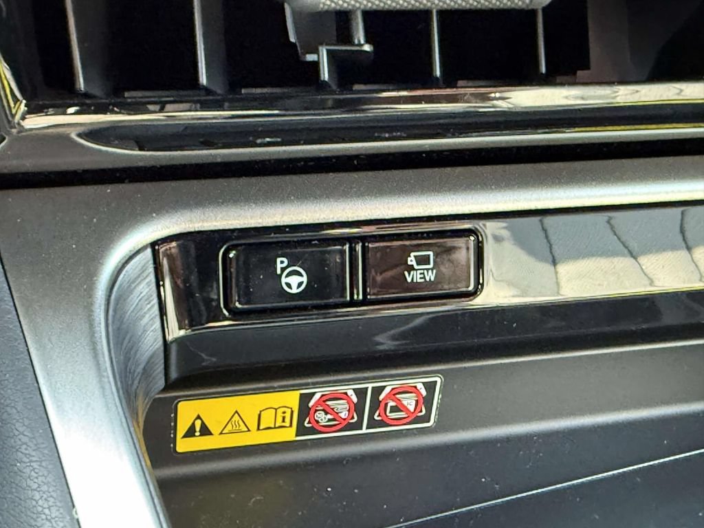 Used 2026 Lexus TX 500h AWD w/ Technology Package image 25