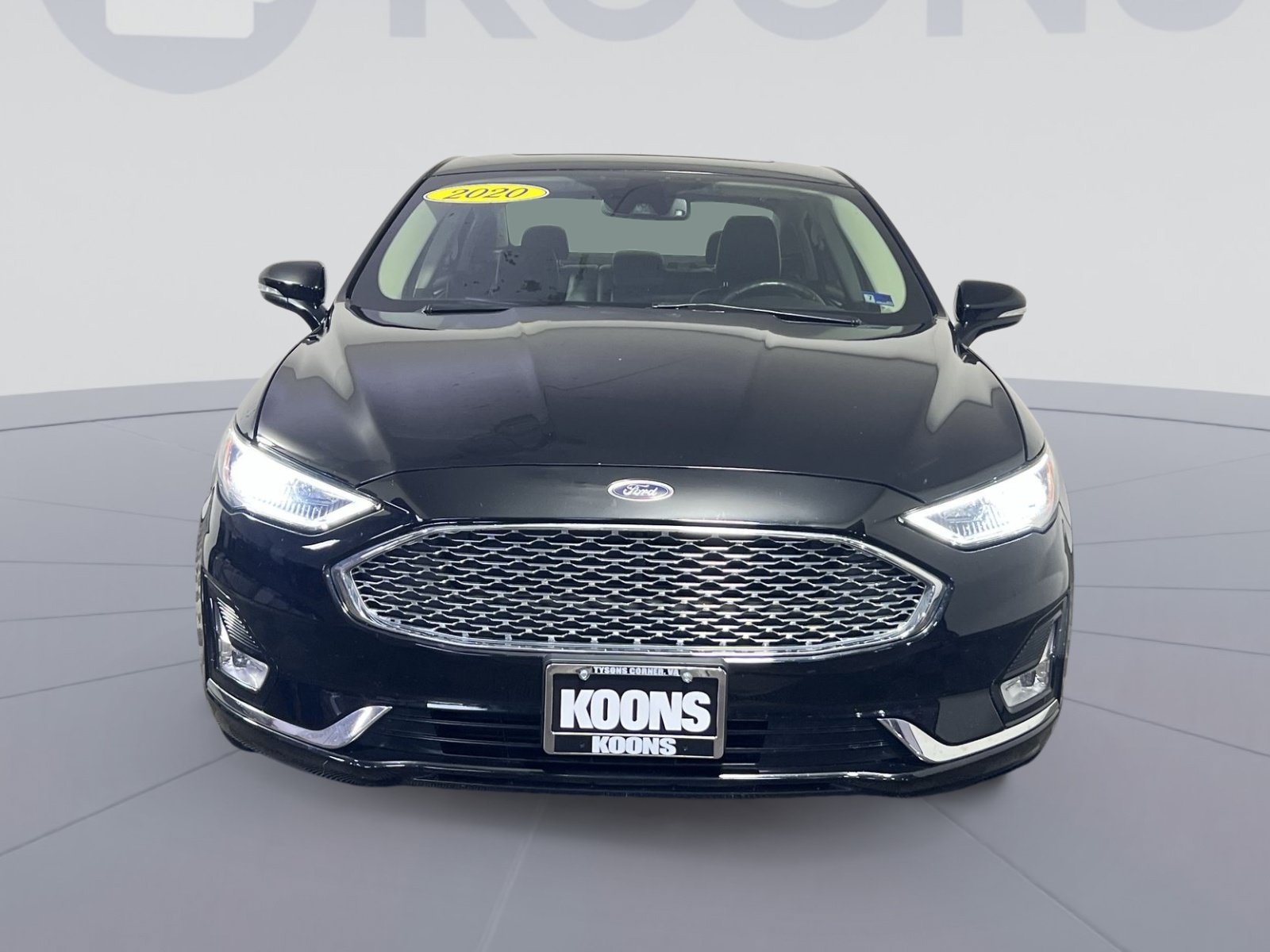 Used 2020 Ford Fusion Energi Titanium FWD image 4