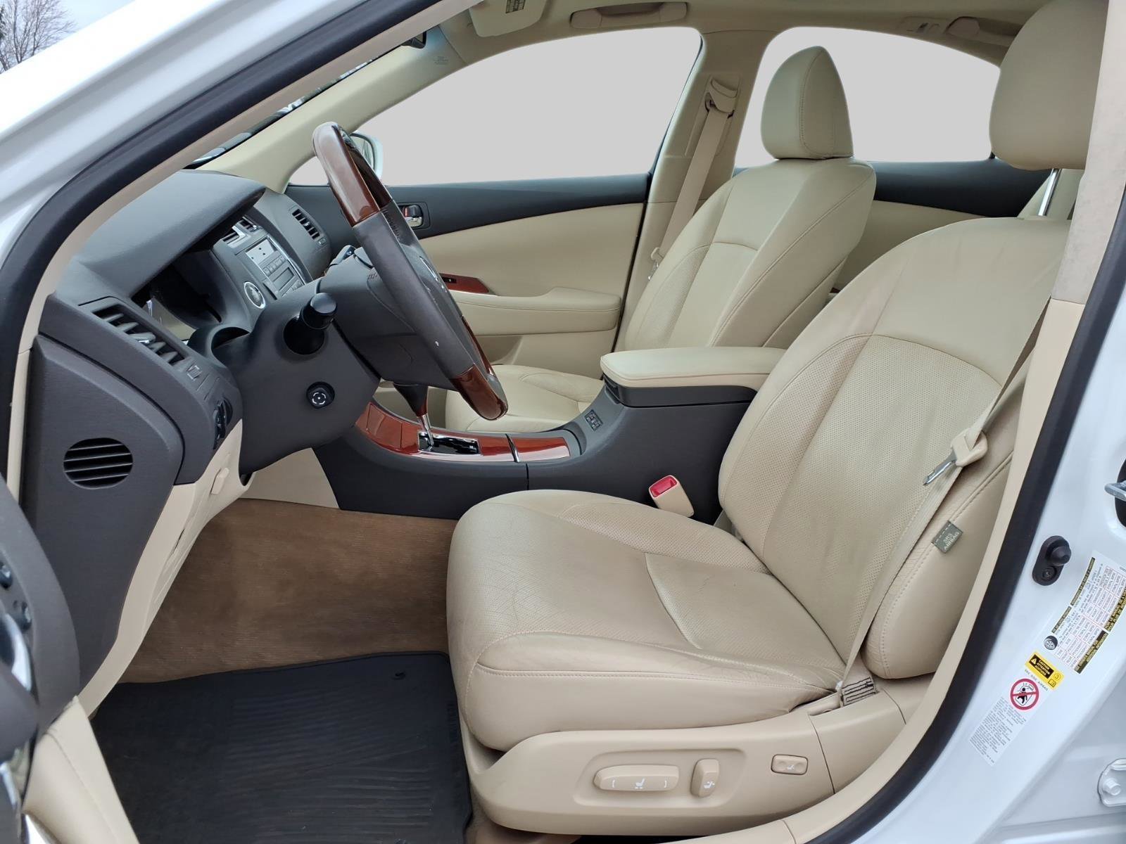 Used 2010 Lexus ES 350 image 8