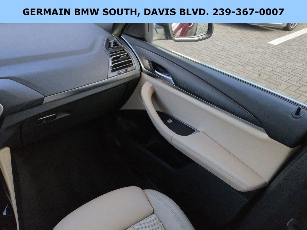 Certified 2023 BMW X4 xDrive30i w/ Premium Package image 18